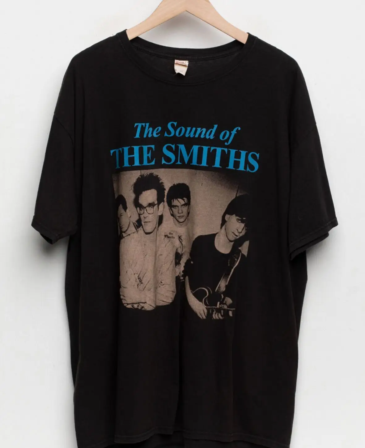 The Sound Of Smiths - The Smiths Band Basic Black T-Shirt Unisex Vtg