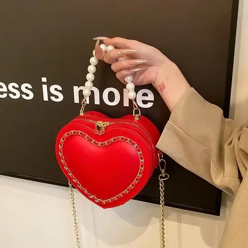 Top Selling Exquisite Single Shoulder Women's Bag New Heart-shaped Bead Shoe Bag with High Texture Bride Red Chain