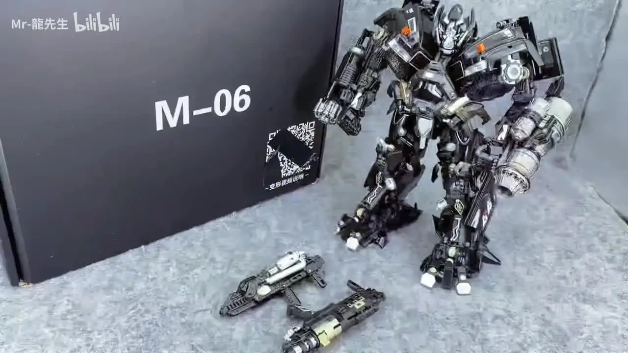 ブラックアップルアイアンハイド M06 変換おもちゃ Weijiang 拡大