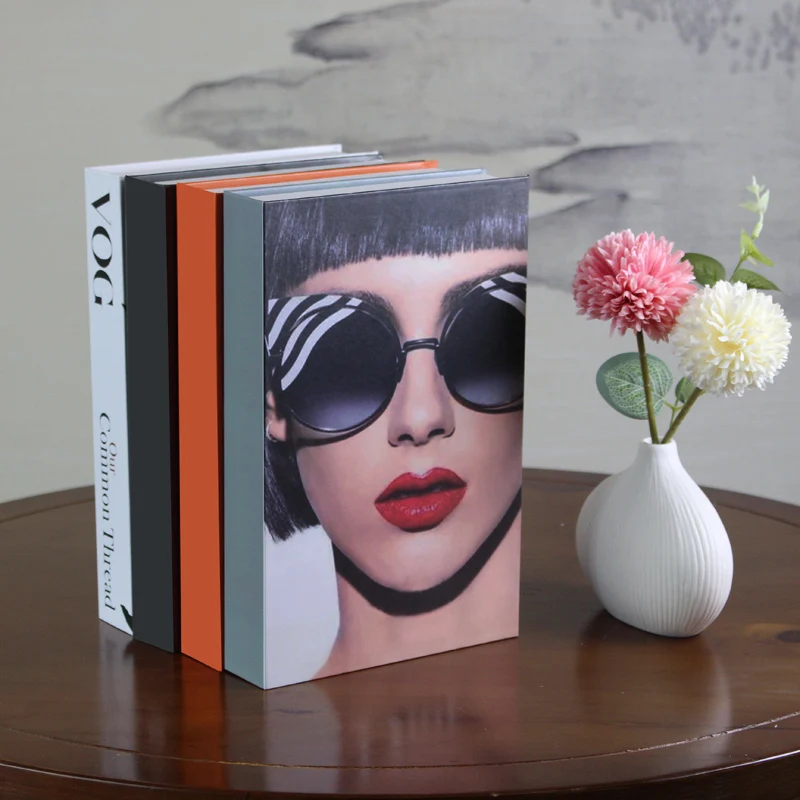 

Модные Роскошные поддельные книги для украшения, коробка для хранения книг, журнального столика, виллы, отеля, дома, художественные декоративные реквизиты для стрельбы