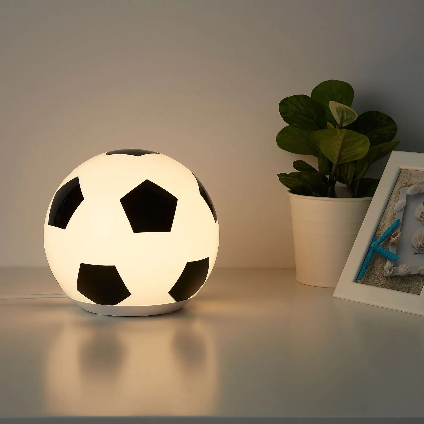SOCCER BALL Lamp Lampshade Children Room modern table lamp creative birthday gift night light decoration eu/us/uk plug