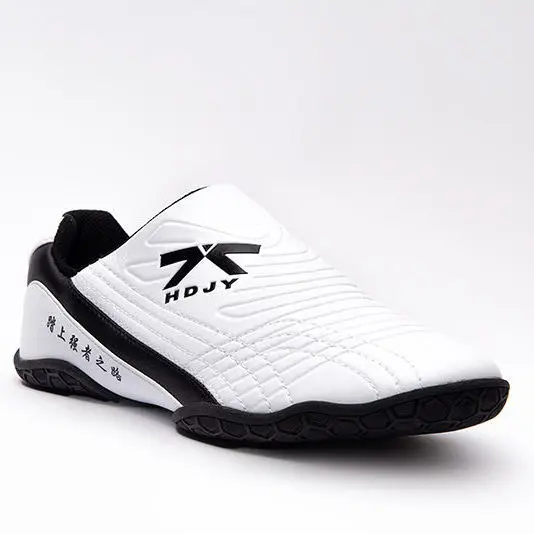 Adult soft-soled professional martial arts shoes Chinese traditional old Beijing Taiji Kung Fu team performance games men women