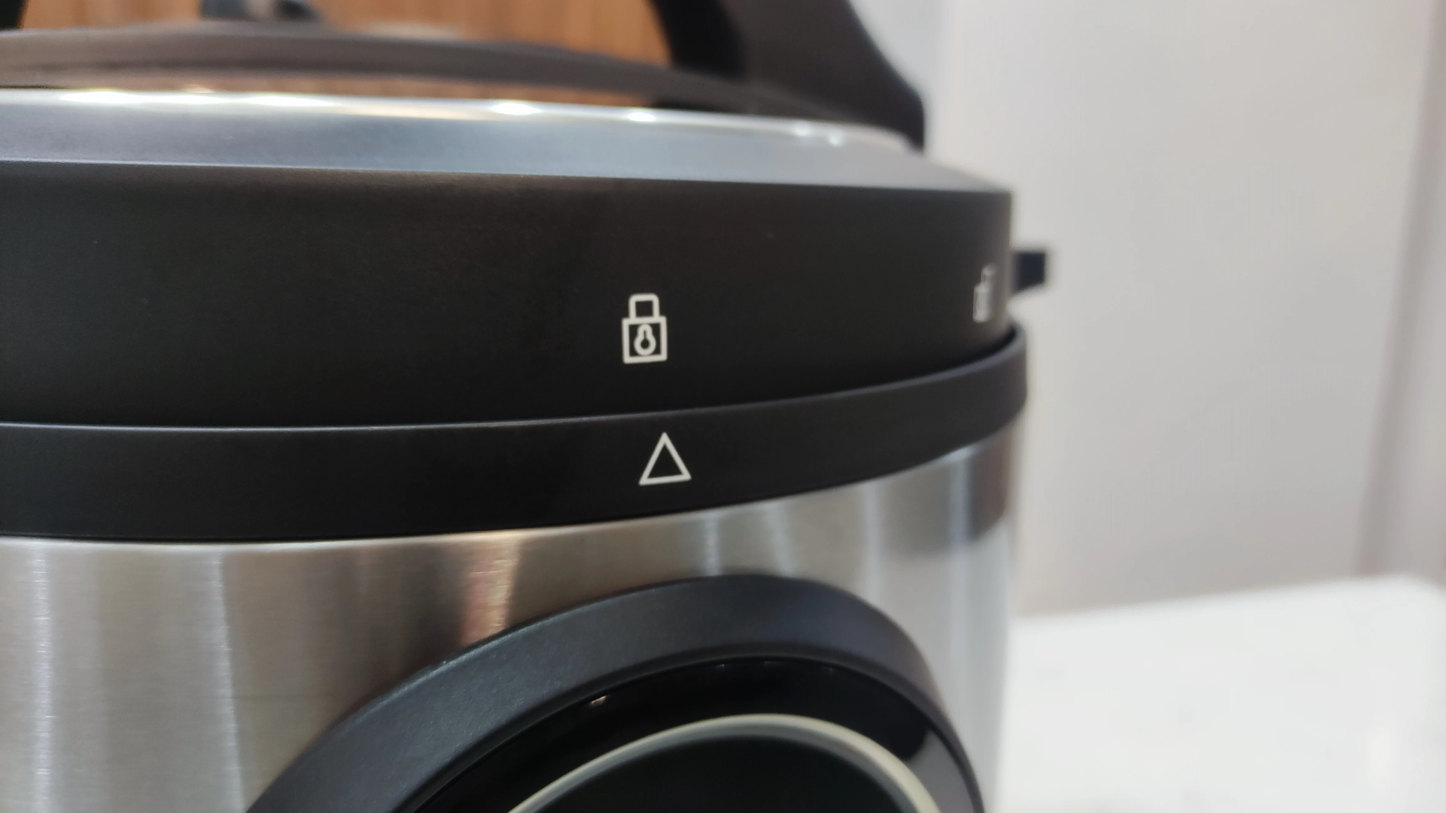 High-tech Touch Screen Panel 5L,6L Multi Functions Big Capacity High Temperature Industrial Pressure Cooker With Timer