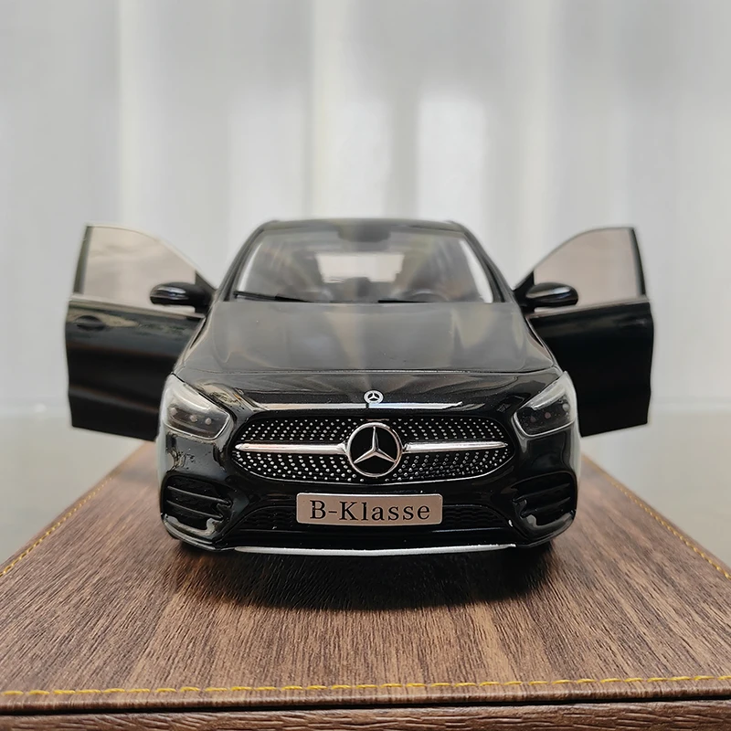 an☆Mercedes-Benz B-Klasse 1/18 ブラック 1/18 Mercedes Benz B-Klasse 2019 Black Diecast Car Model two