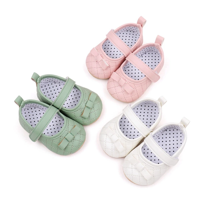 

2023-07-24 Lioraitiin 0-18M Baby Girl Princess Dress Shoes Bowknot Mary Jane Flats Quilted Crib Shoes with Non-Slip Rubber Sole