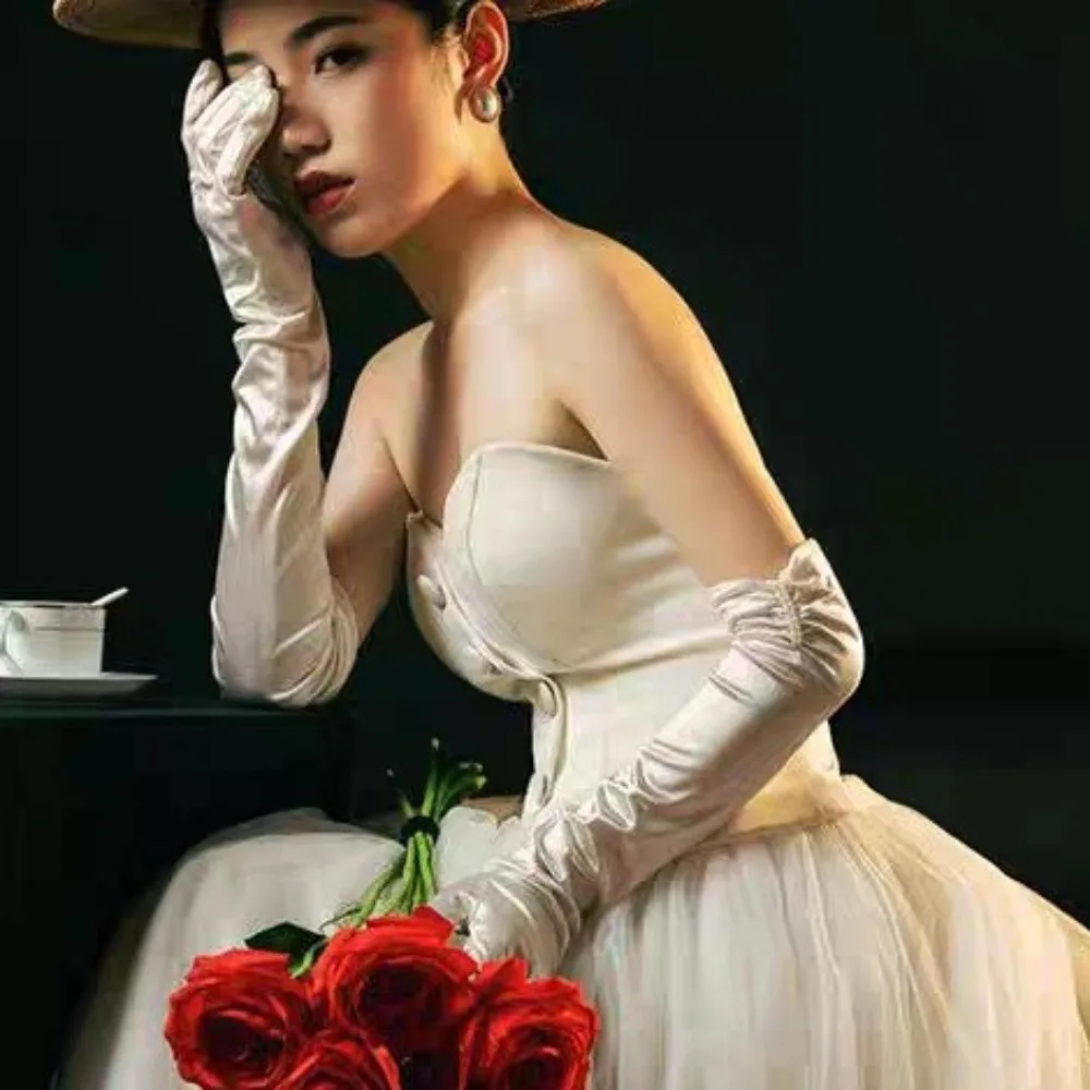 세레모니 우아한 비즈 장식 신부 장갑 풀핑거 롱 웨딩 장갑 화이트 솔리드 컬러..