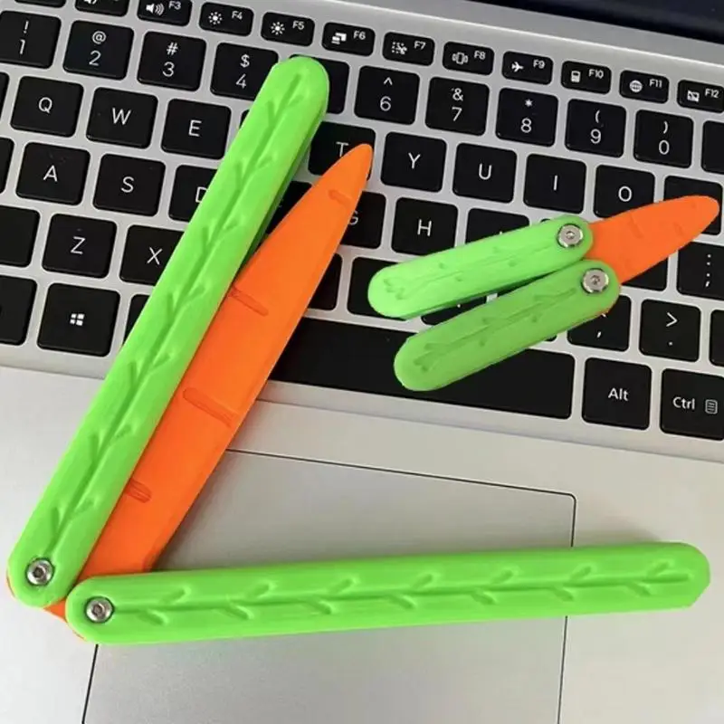 Cosplay Prop Cosplay Toy Game Knife 3D Carrot Butterfly Knifes Cartoon Carrot Design Gravity Swing Toy Training Butterfly Knifes Flat Replace Toy Halloween Gift