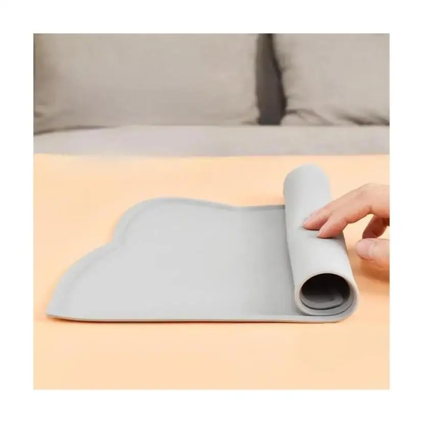 1 Pcs Cat And Dog Meal Mat Pet Silicone Mat Cat Head Type Easy To Clean Anti Overflow Waterproof And Anti Slip Mat
