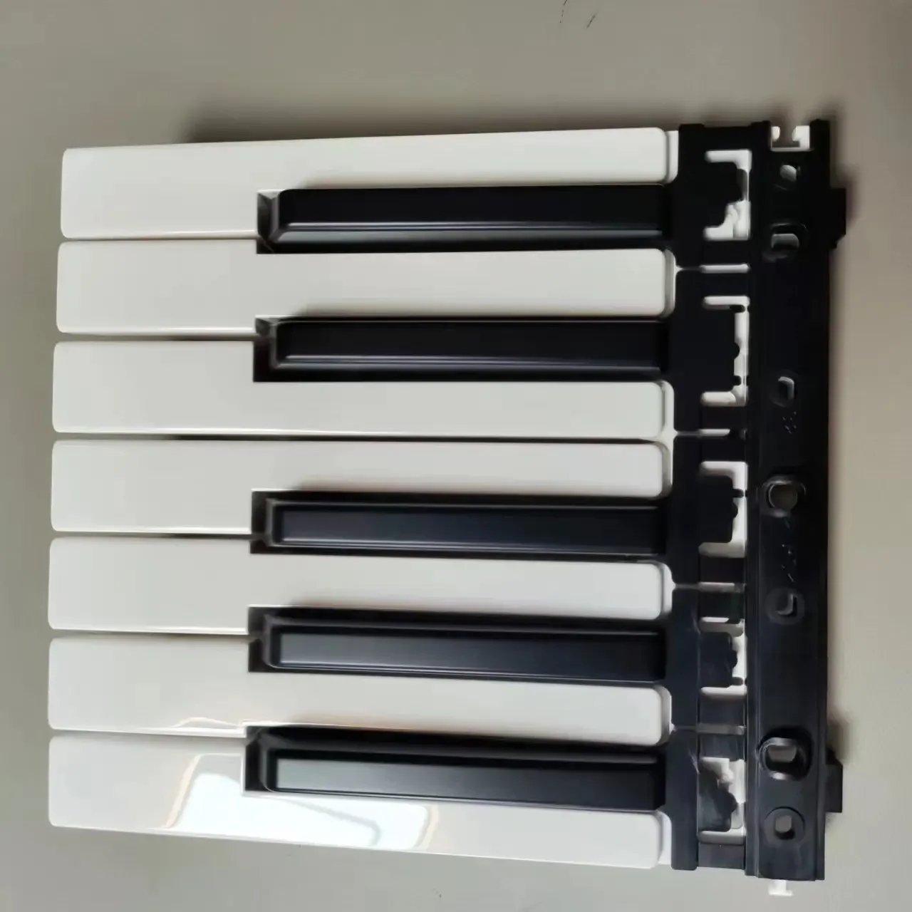 電子ピアノ　YAMAHA PSR-170 キーボード Yamaha PSR-170 61-Key Portable Digital Keyboard (With AC