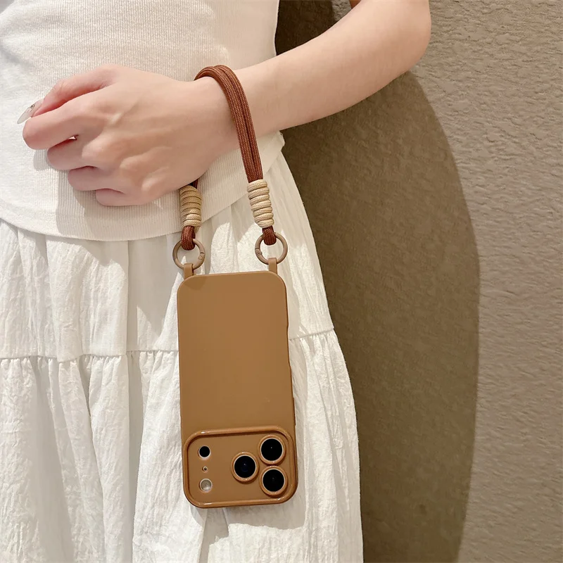 Luxury TPU Crossbody Lanyard Phone Case with Handheld Short Rope Soft Cover