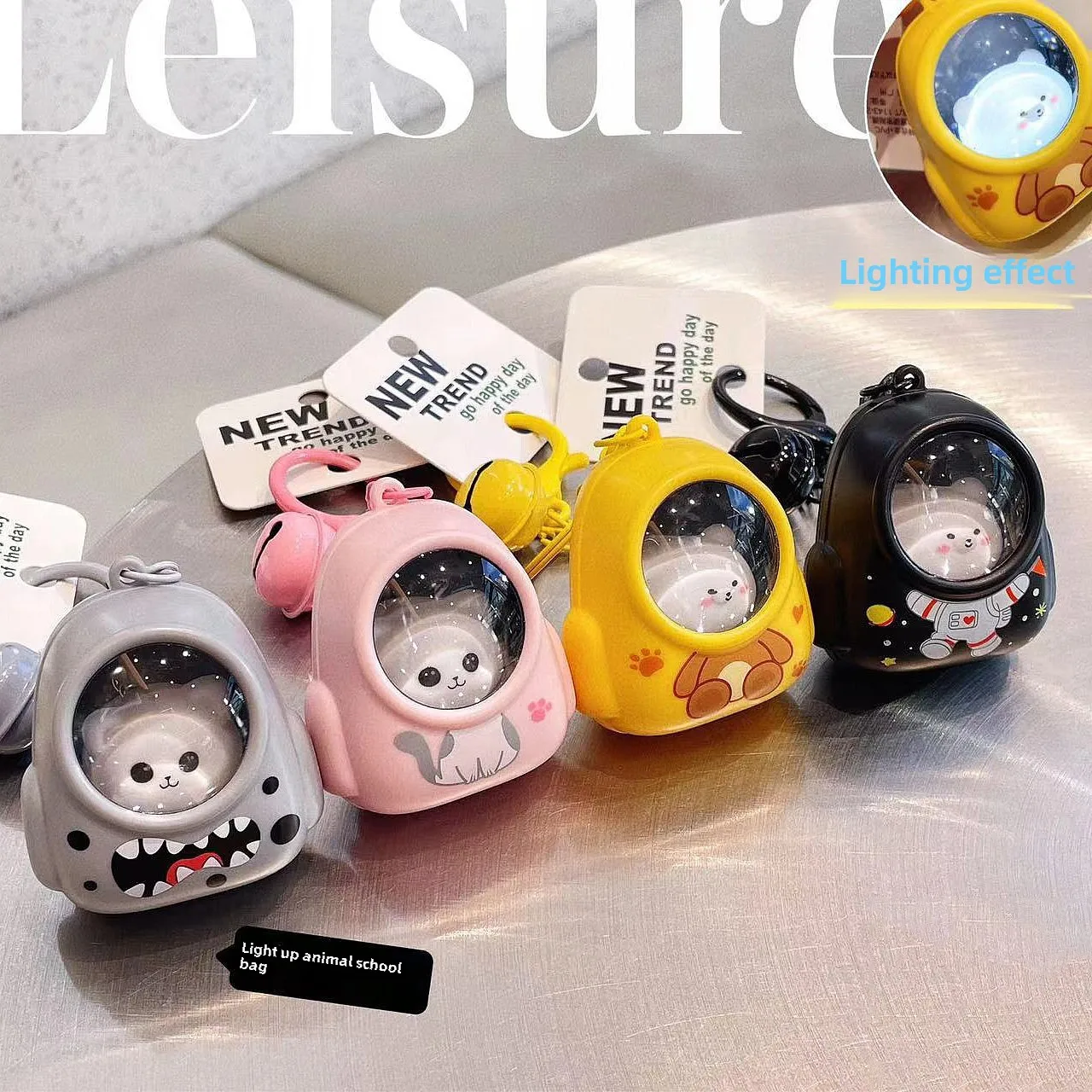 Astronaut's cat backpack, keychain accessories, packaging accessories, sent to classmates for the new school season