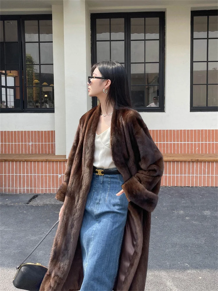 Рисунок 6 - Шуба из меха норки для женщин