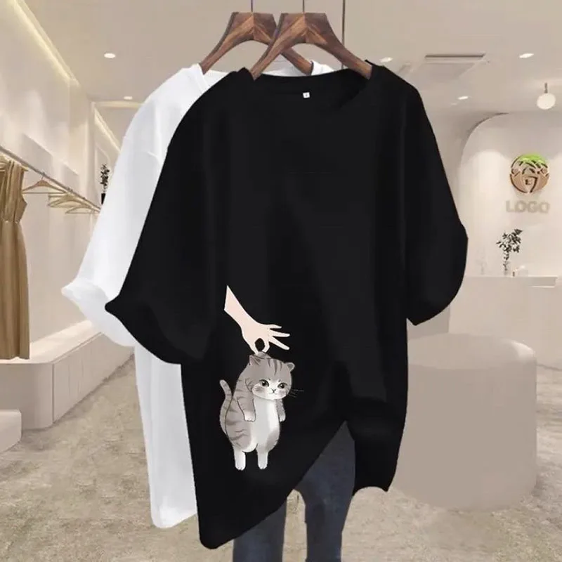 تي شيرت مطبوع شكل قطة