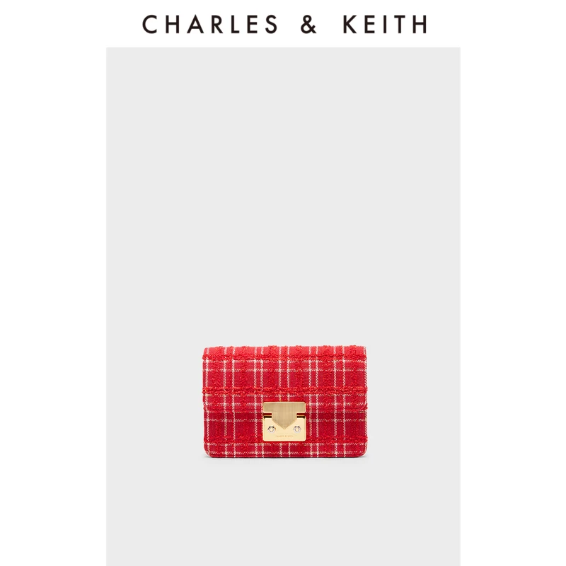 CHARLES & KEITH CK2-20770587 금속 패스너 체인, 크로스 바디 소형 스퀘어 백, 2023 년 봄 신상 