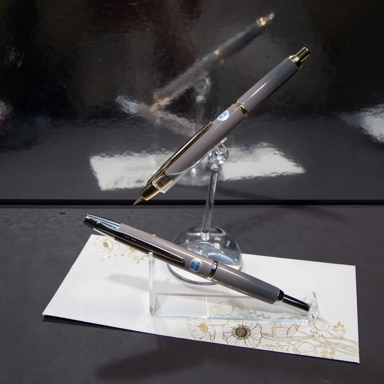 PILOT Capless décimo Fニブ PILOT Limited Edition Vanishing Point Capless Decimo