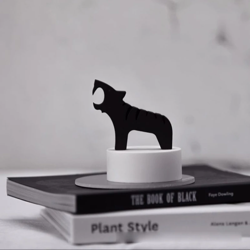 MXME Cylinder Animal-shaped Silicone Mold Chocolate Cover Cookie Mold for Cookies