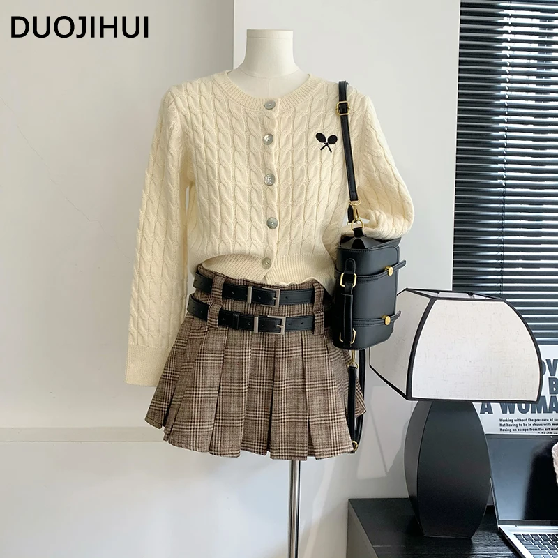

DUOJIHUI Свободный Повседневный вязаный женский кардиган из двух частей, базовая шикарная юбка с поясом, модный простой осенний женский кардиган с длинным рукавом