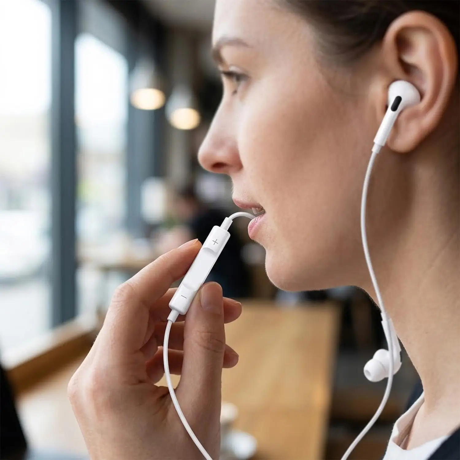 USB-C Wired In-ear Earphones with Mic