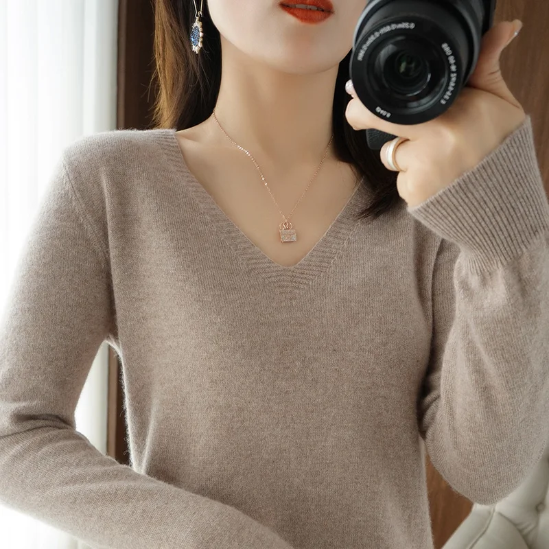 

Cashmere sweater women 100 pure cashmere 22 autumn/winter V-neck pull-over bottom loose versatile knit shirt solid color sweater