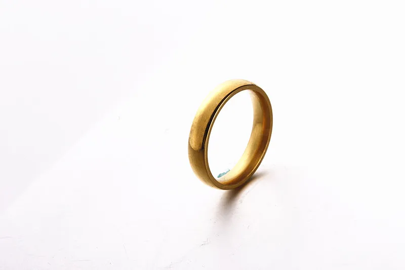 Hypoallergenic Titanium Ring Smooth Design For Men And Women_voghion.com