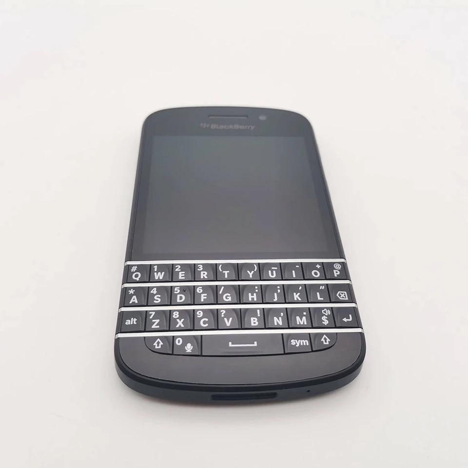 初期化済み！ブラックベリー　BlackBerry Q10 本体のみ 初期化済み！ブラックベリー BlackBerry Q10 本体のみの通販 by