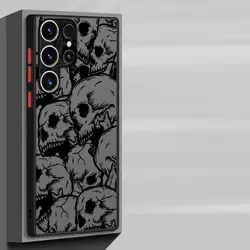 Matte Black Phone Case with Four Spooky Skull Patterns - Galaxy S21 Ultra (UUAVA01)