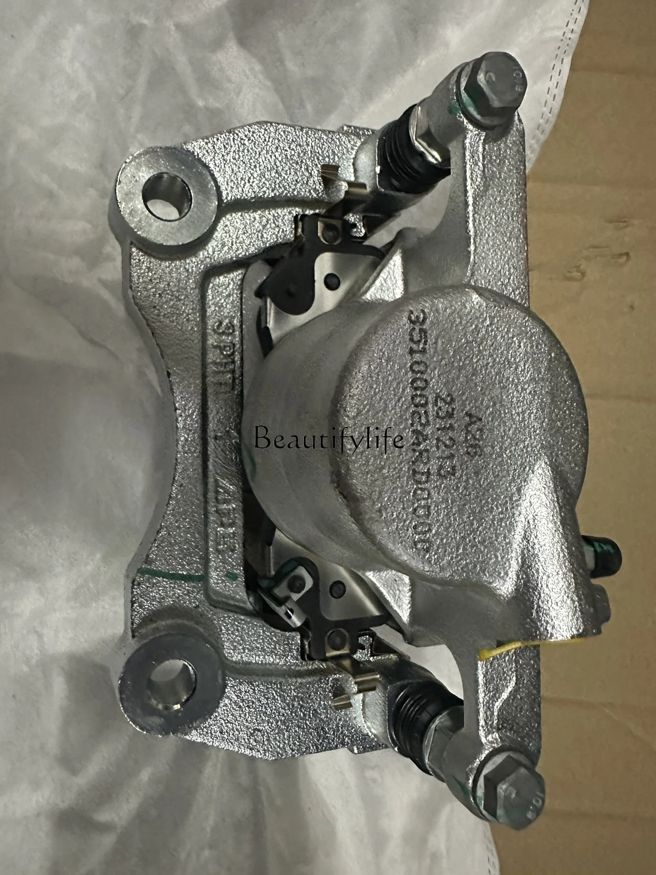 Splus Front Cylinder Front Caliper with Brake Pad Auto Parts