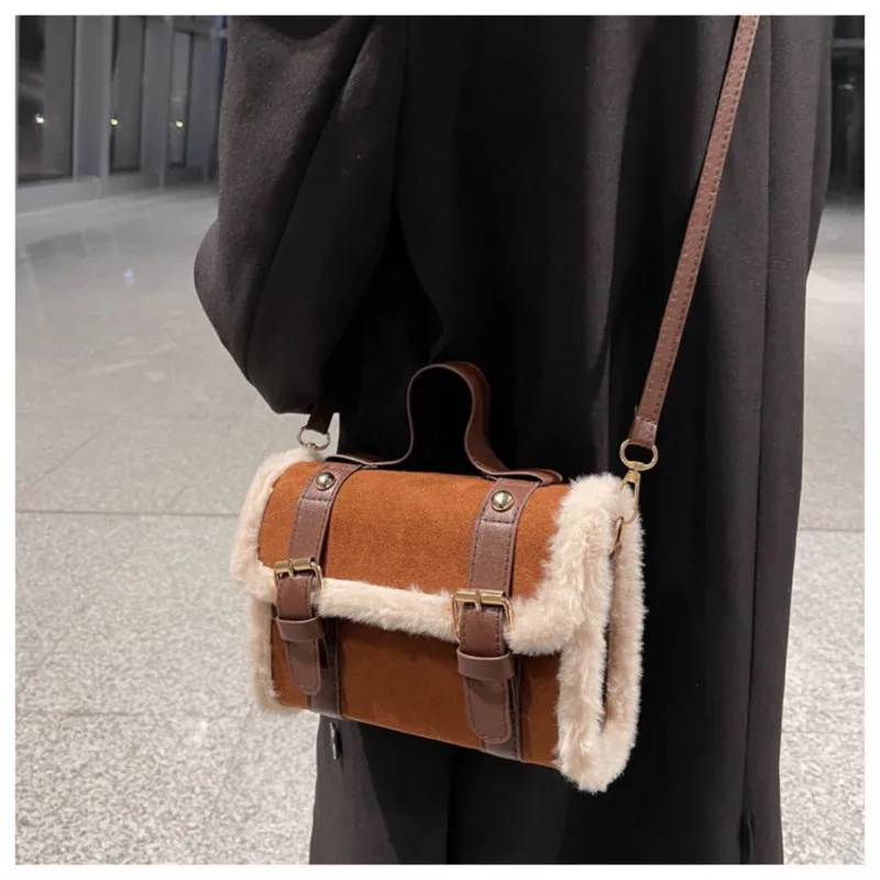 

Autmn Winter Women Crossbody Bag Fluffy Shoulder Bag 2023 New Lamb Plush Velvet Bag Lady Small Square Handbag French Korea Style
