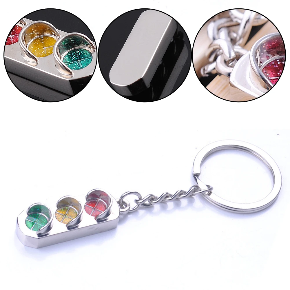 

1x Cute Mini Traffic Light Car Key Ring Chain 3D Keyfob Keychain Keyring Gift Key Holder Key Chain Car Part Creative Fashionable