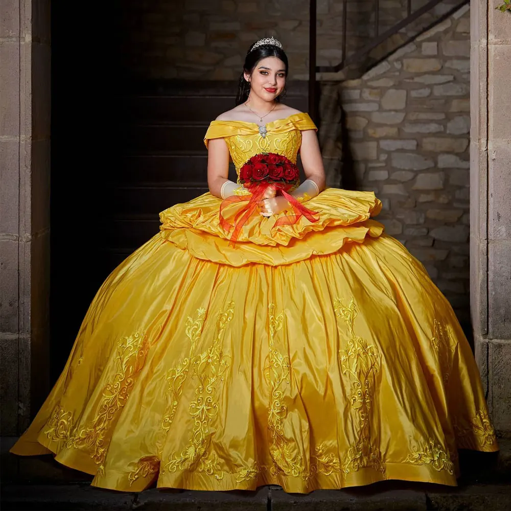 Bestia Quinceanera Vestidos De Xv AÃ±os De La Bella Y La Bestia