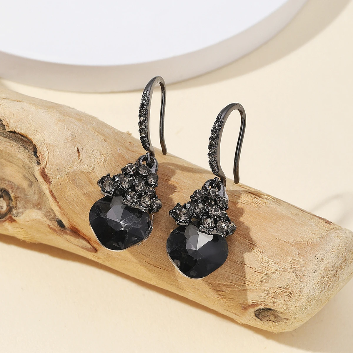 Темпераментные модные роскошные серые женские серьги-подвески