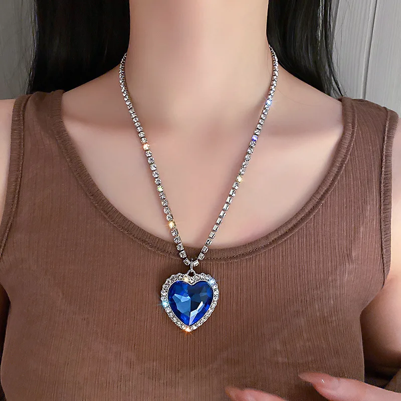 S925 Silver Blue Gem Ocean Heart Necklace Valentine's Day Gift - China  Jewelry and Fashion Jewellery price | Made-in-China.com