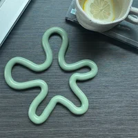 Irregular Silicone Table Mat Geometrical Heat Resistant Drink Cup Coasters Non-slip Pot Holder Placemat Kitchen Pan Pads 4