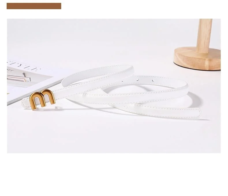 Cinturón de mujer con hebilla m en aleación estilo minimalista_voghion.com