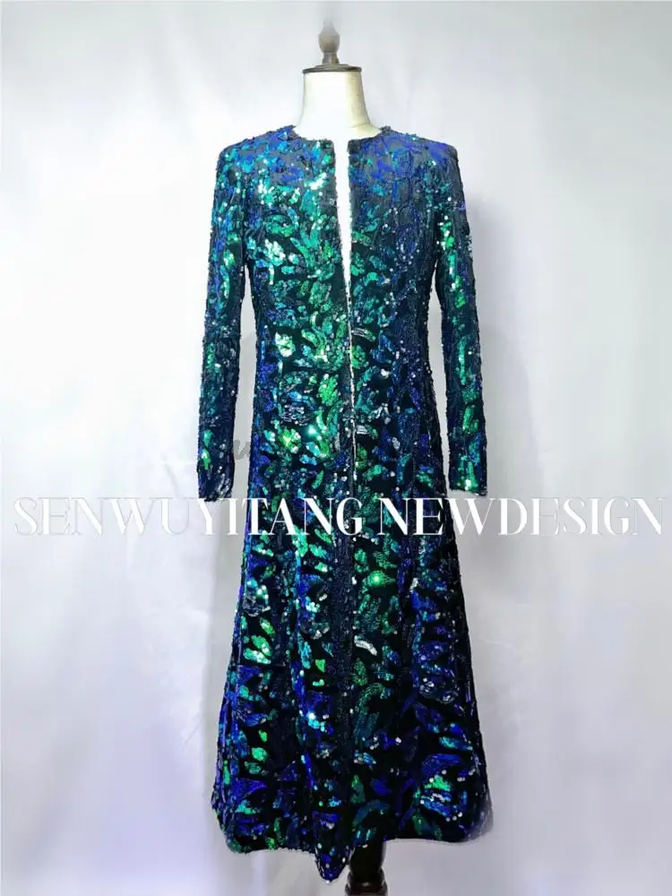 

Customized Man Singer DJ Nightclub Bar Embroidered Long Jacket Performance Suit