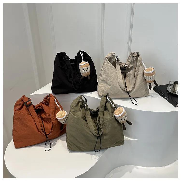2024 New Large-capacity Waterproof Nylon Cloth Drawstring Pleated Shoulder Bag Travel Leisure Crossbody Bucket Bag