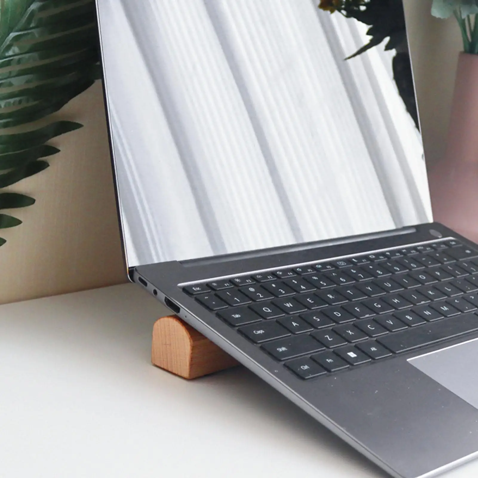 컴퓨터 노트북용 쿨링 패드 미끄럼 방지 나무 책상 높이 조절 노트북 스탠드 일상 작업용 테이블