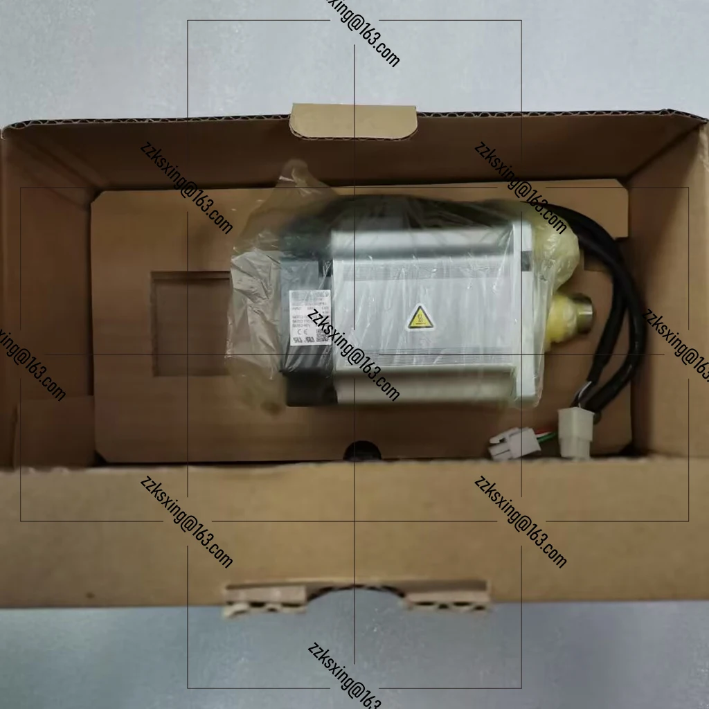 

Новый оригинальный Серводвигатель MUMA012P1S