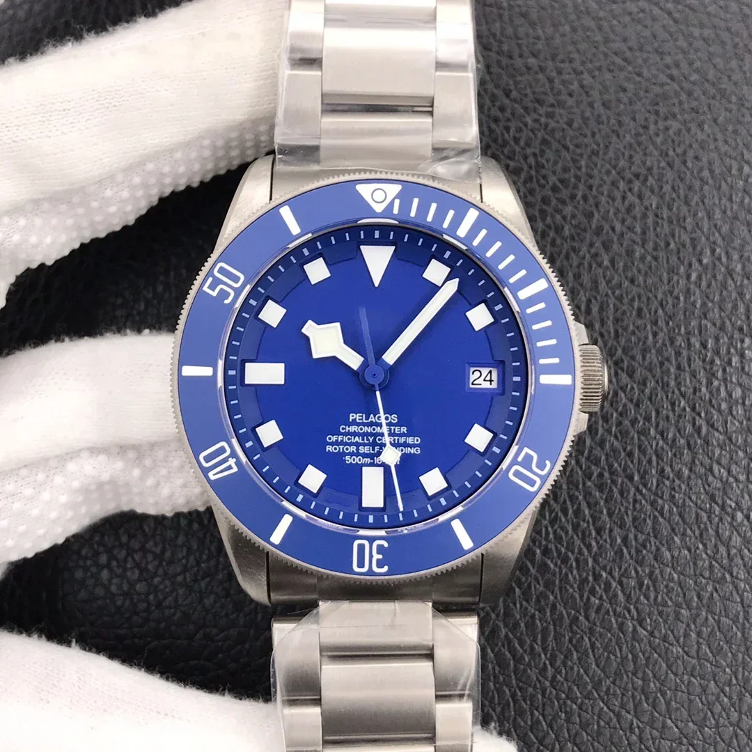 

The Blue Tomahawk From ZF Factory pays homage to classic legend - Men's Automatic Watch with Snowflake diving logo