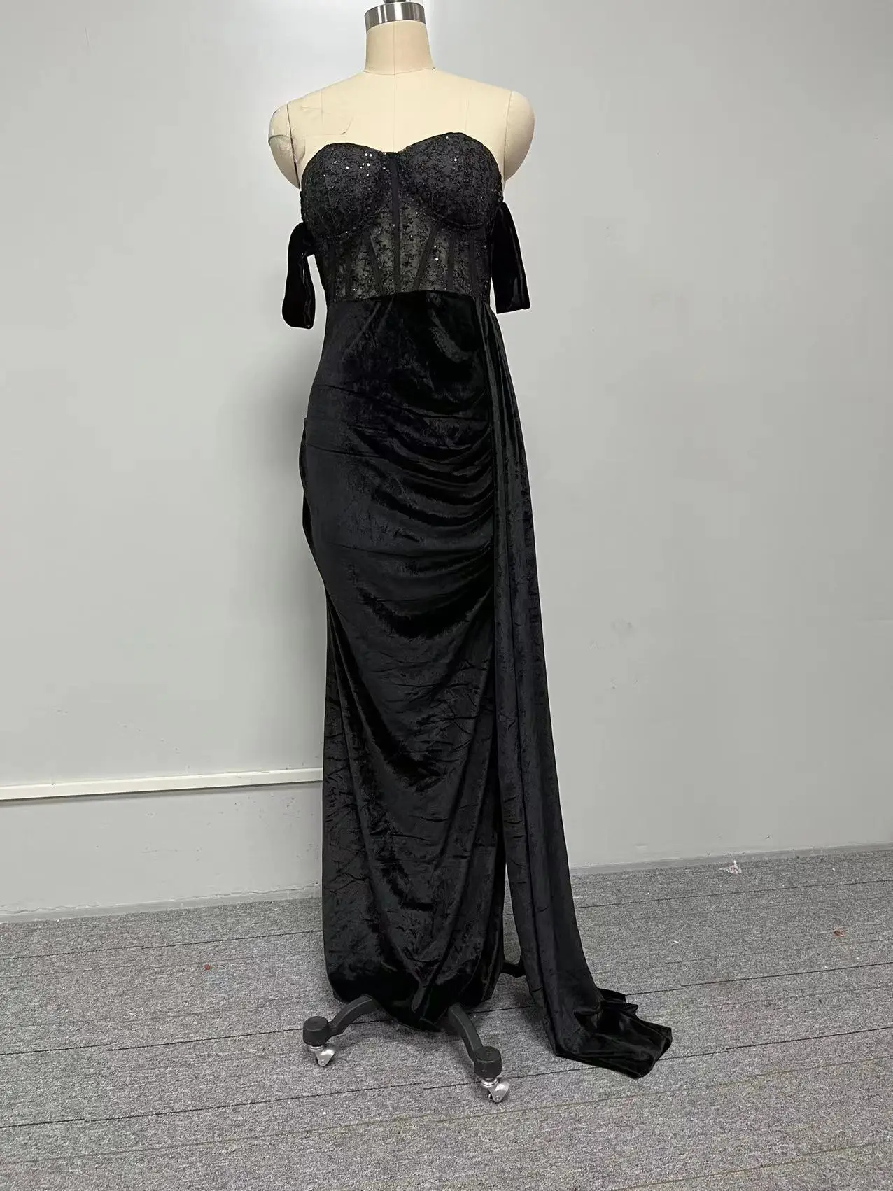 Sexy Backless Evening Party Dress For Women Black Lace Chest Wrapping Off The Shoulder Split Mermaid Prom Gown Maxi Dresses