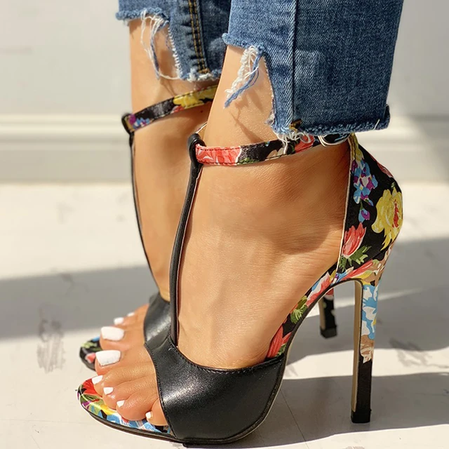 Contrast Color Floral Splicing Ankle Strap Heeled Sandals 5