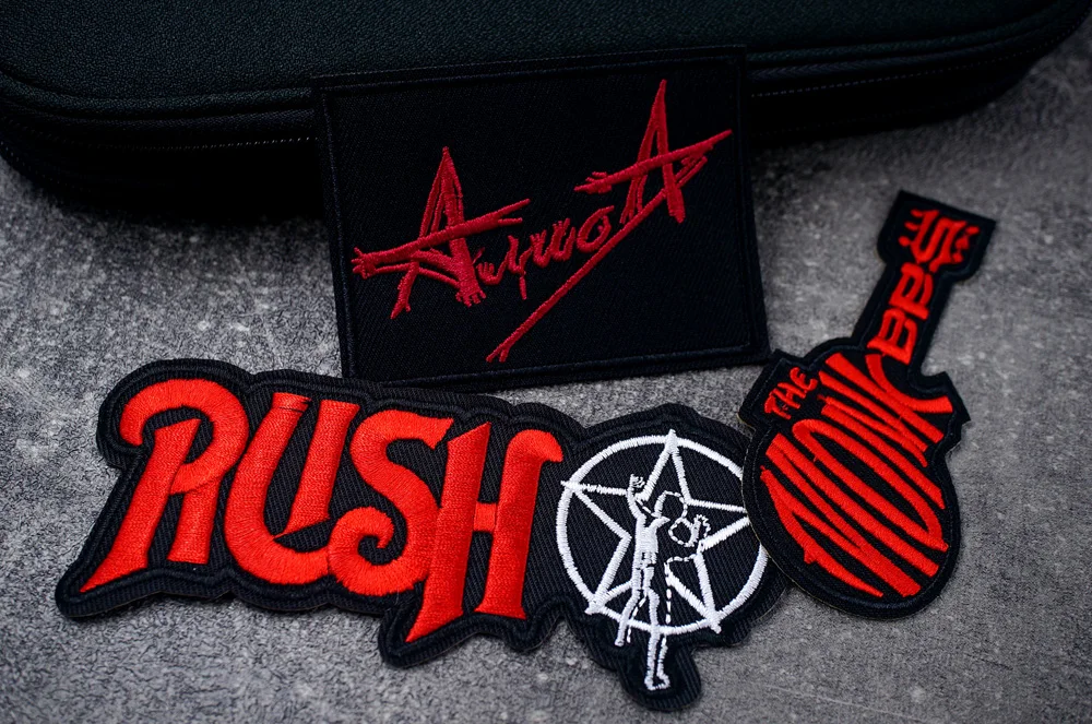 ROCK BAND Iron On Patches Cloth Mend Decorate Clothes Apparel Sewing Decoration Applique Badges Heavy Metal MUSIC