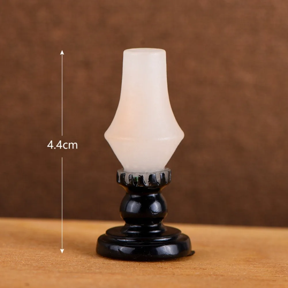 

1Pcs Miniature Candlesticks Dollhouse Mini Candelabra 1:12 Scale Furniture Toy Candlesticks Furniture Toy Plastic