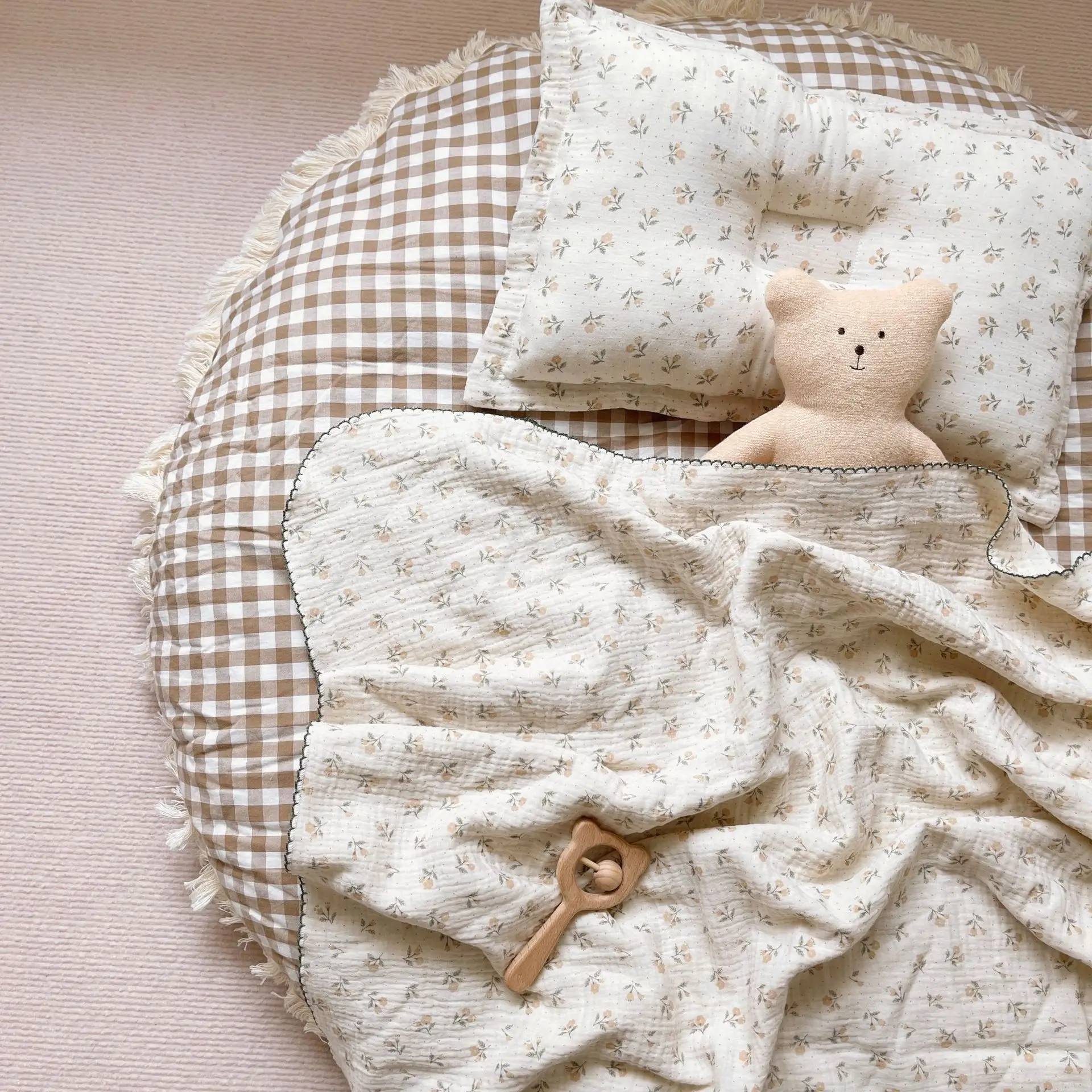 

Ins Baby Blanket Swaddling Blanket 4-layer Bath Towel Tulle Trottie Blanket Baby Stroller Bed Accessories Sofa Carpet Supplies