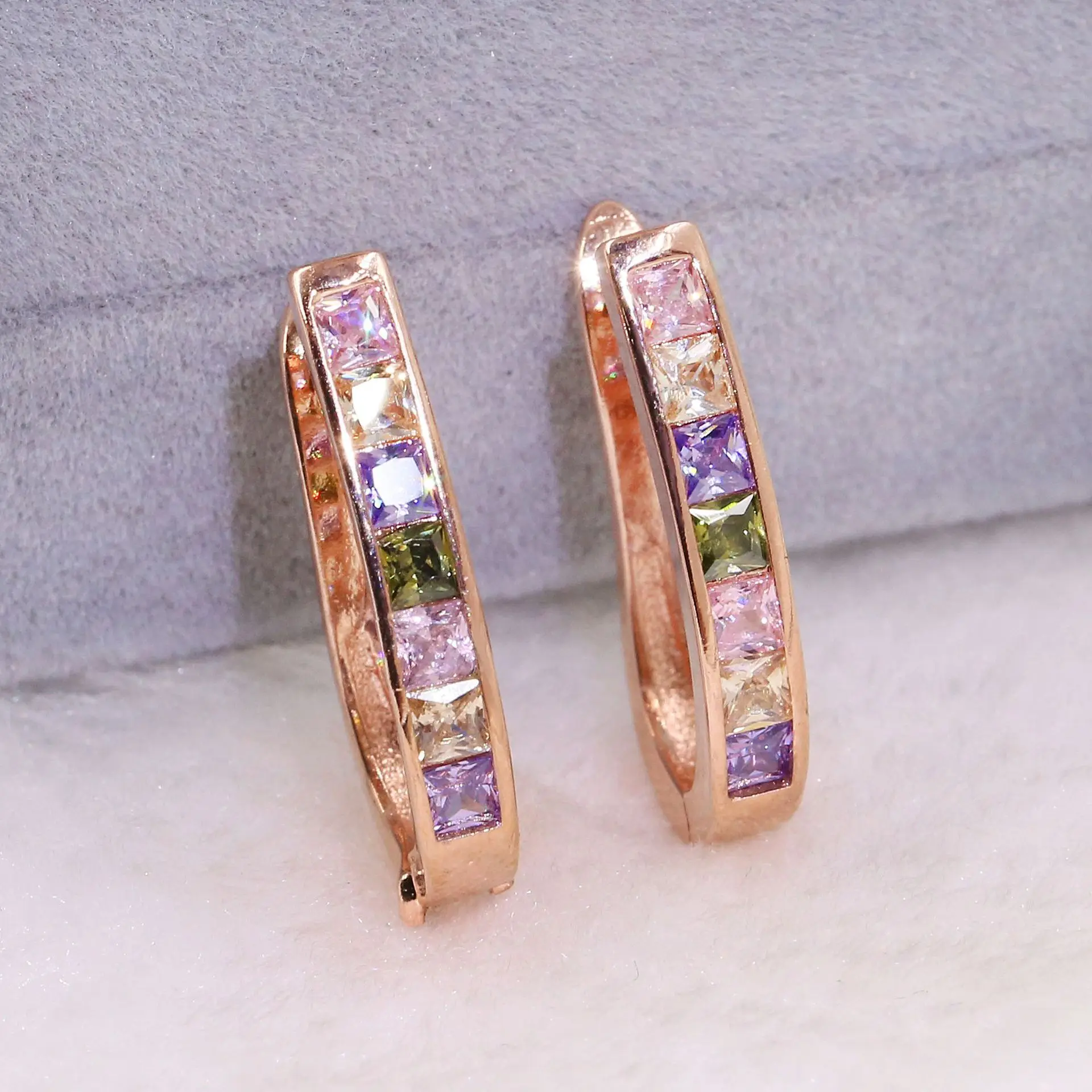 

18K Rose Gold Stud Earrings for Women Fashion Wedding Gemstone Fine Luxury Jewelry Colour Gold Earrings Orecchini Girls