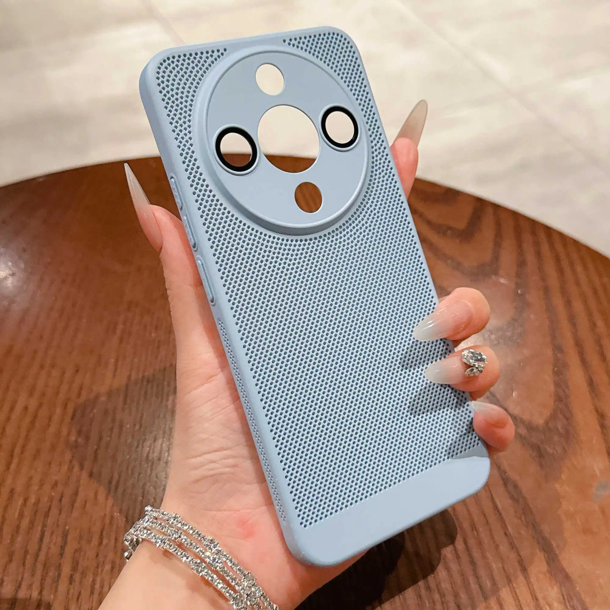 Stylish Ultra-Thin Heat Dissipation Mesh Phone Case with Shockproof Bumper