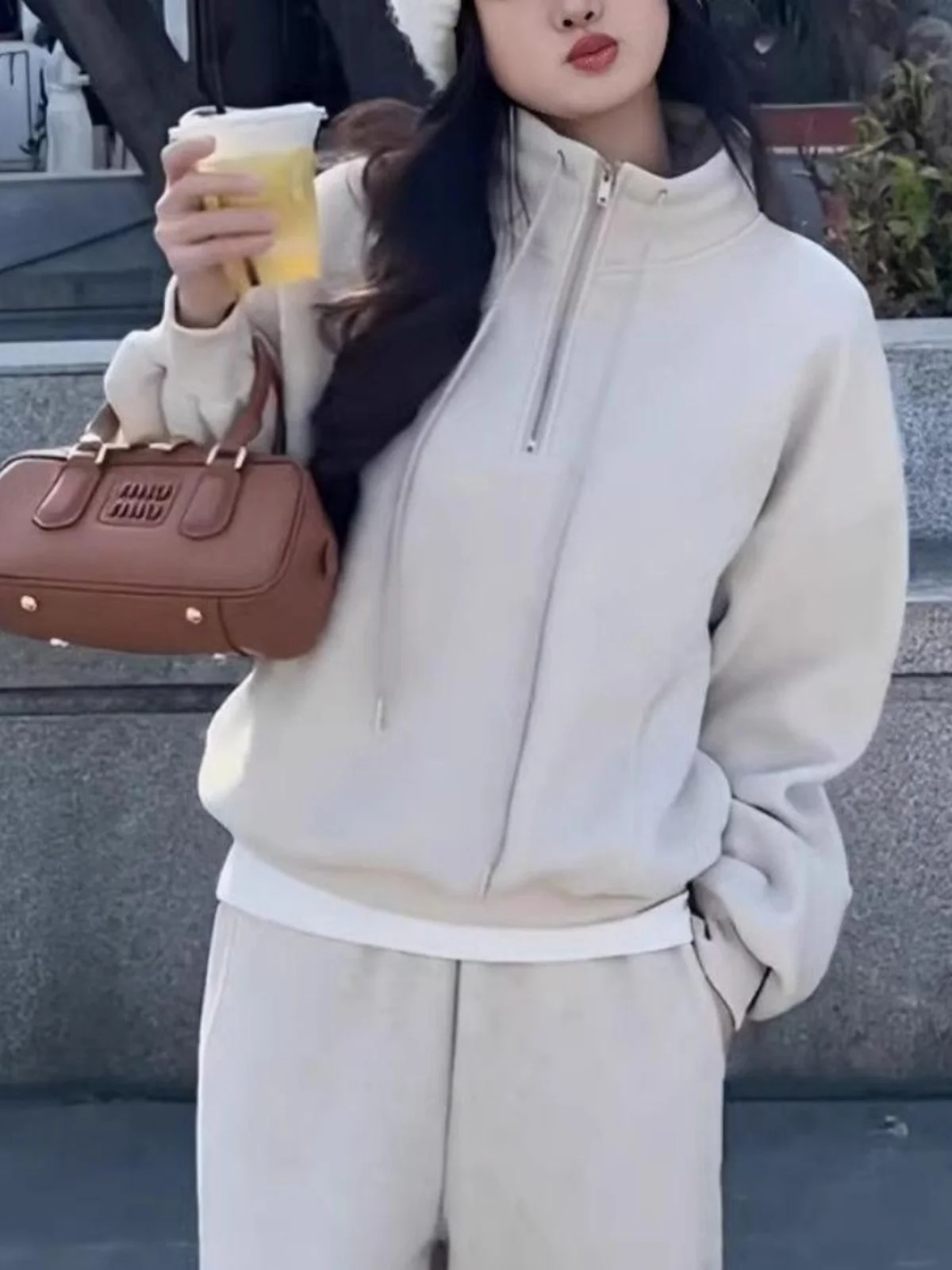 Women's Casual Sports Wear Fleece Lined Sweatshirt And Long Pants Two Piece Set Warm Stylish Spring Autumn Winter Collection