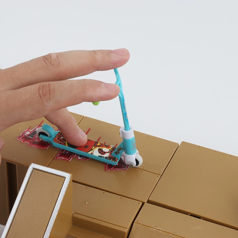 Finger Skateboard Toys 10/5/1Pc Mini Skate Park Ramp Sets Finger Scooter