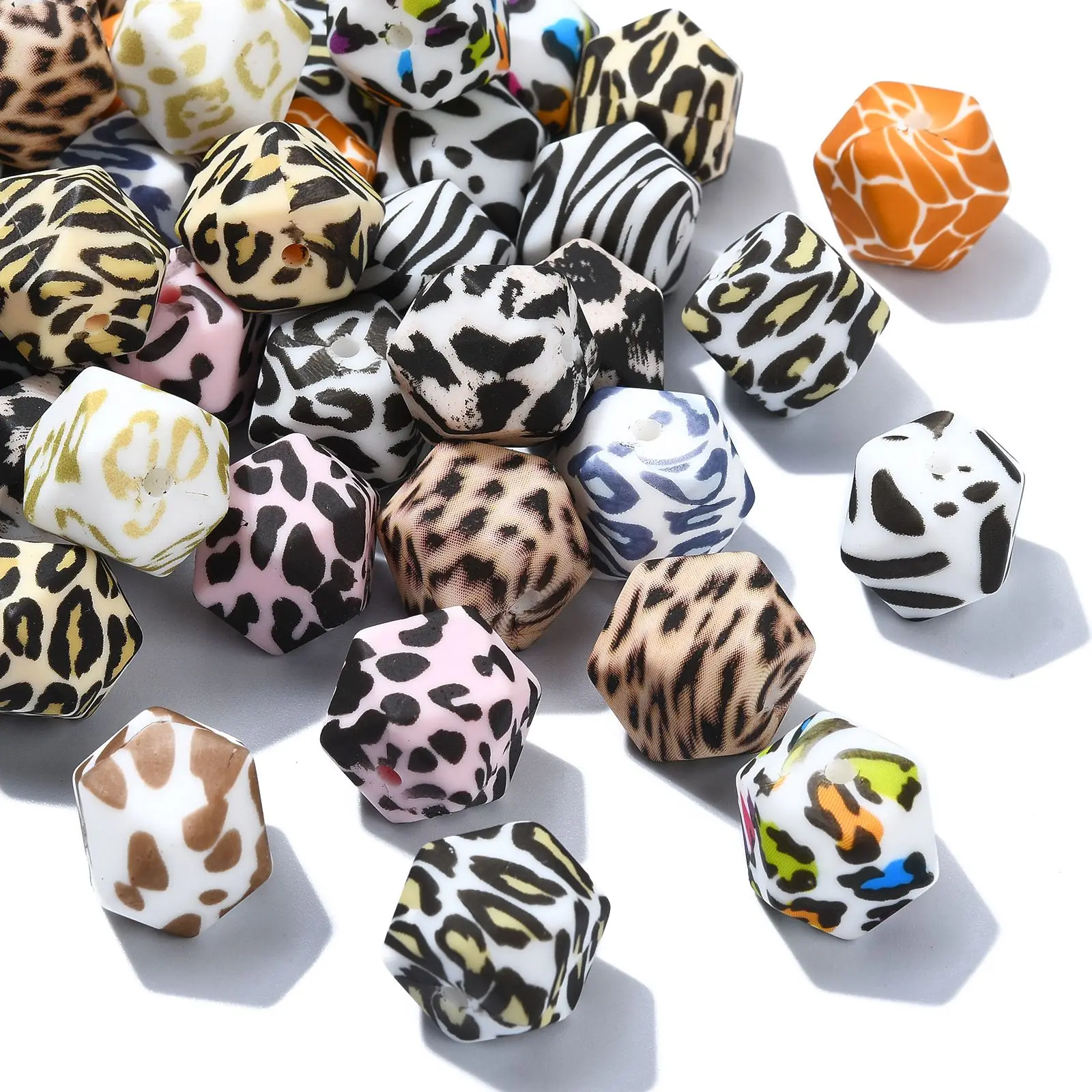 50 Stück zufällige 14mm Silikon perlen Tier druck fokale Perlen bunte Tier Sechseck perlen für DIY Perlen Schmuck herstellung – Detail 9