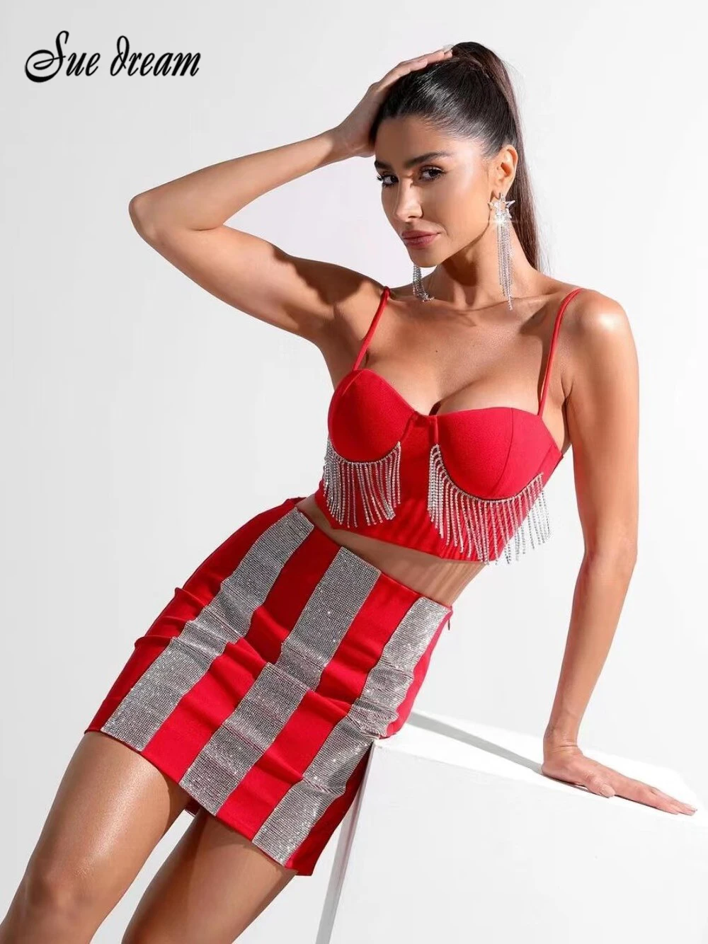 

2023 New Women's Sexy Women Bandage Tops Pencil Skirts Two Piece Set Diamond Chain Tassel Nightclub Party Wear Set